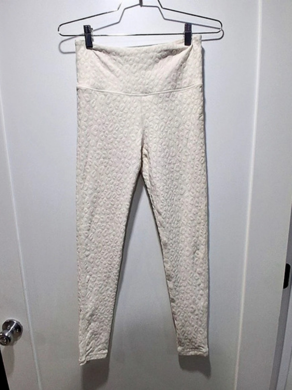 Mono B Leopard Jacquard Athletic Leggings S